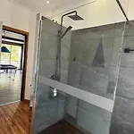 The Modern & Recycled House Apartmán Machico (Madeira)