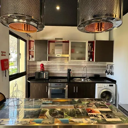 Apartment The Modern & Recycled House Machico (Madeira)