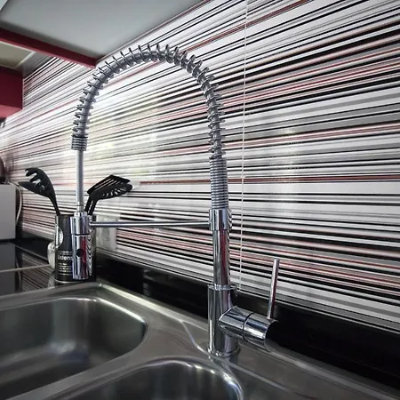 Apartment The Modern & Recycled House Machico (Madeira)