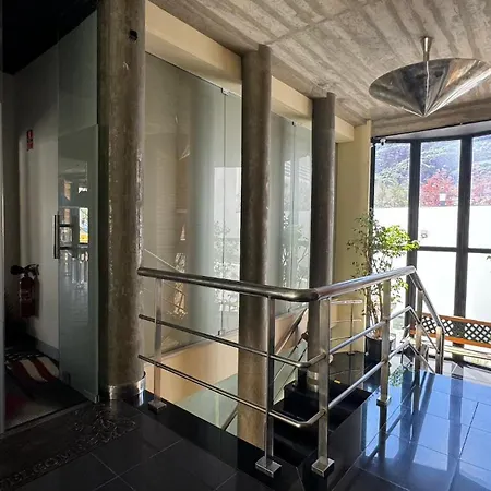 The Modern & Recycled House *