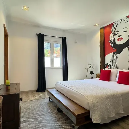 The Modern & Recycled House Lejlighed *