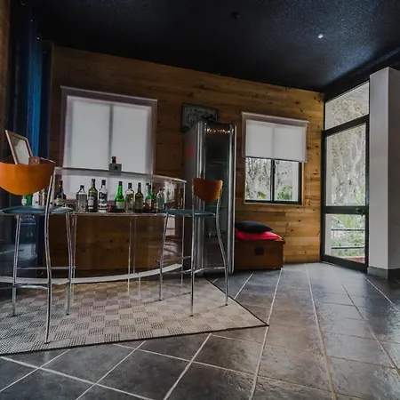 شقة The Modern & Recycled House ماتشيكو