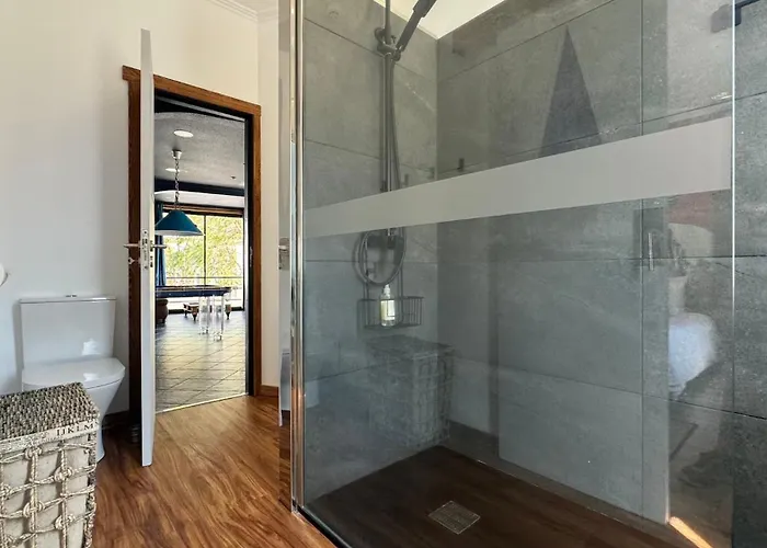 The Modern & Recycled House Apartament *