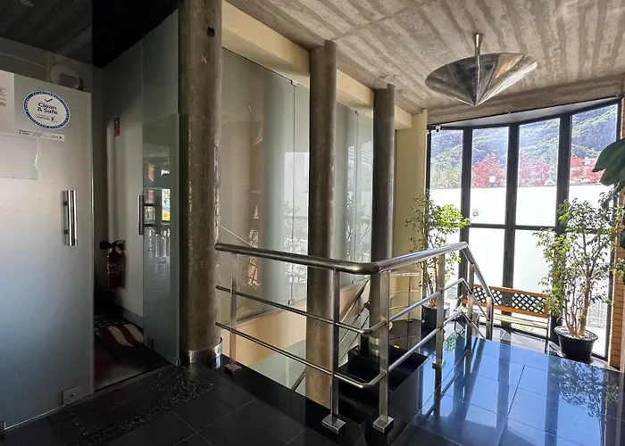 The Modern & Recycled House *